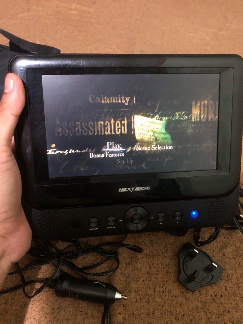 Nextbase portable dvd player complete set on Carousell