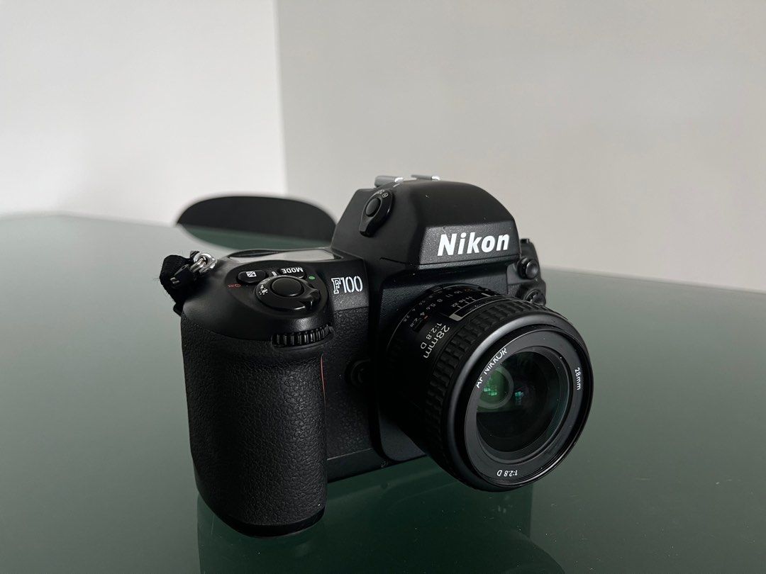 Nikon F100 菲林機28mm f2.8 80-200, 攝影器材, 鏡頭及裝備- Carousell