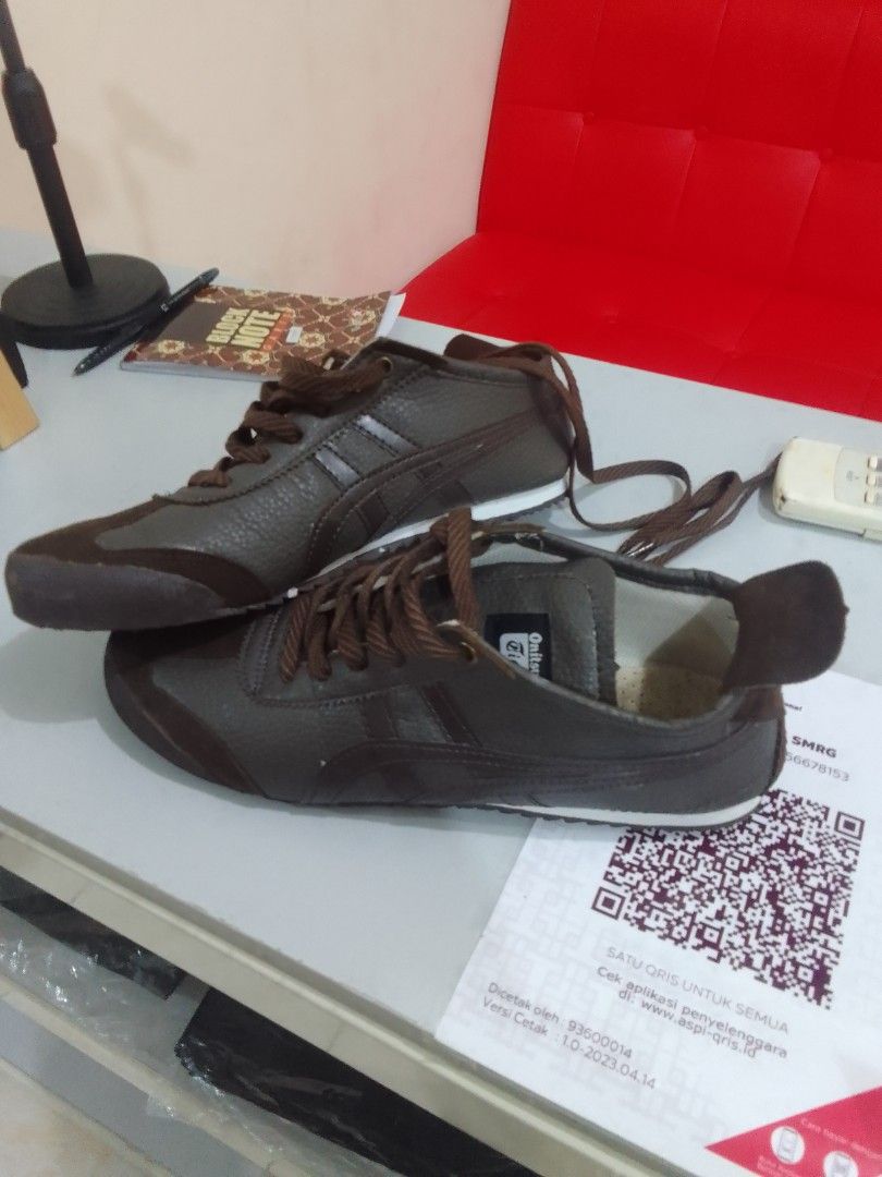 onitsuka tiger kulit