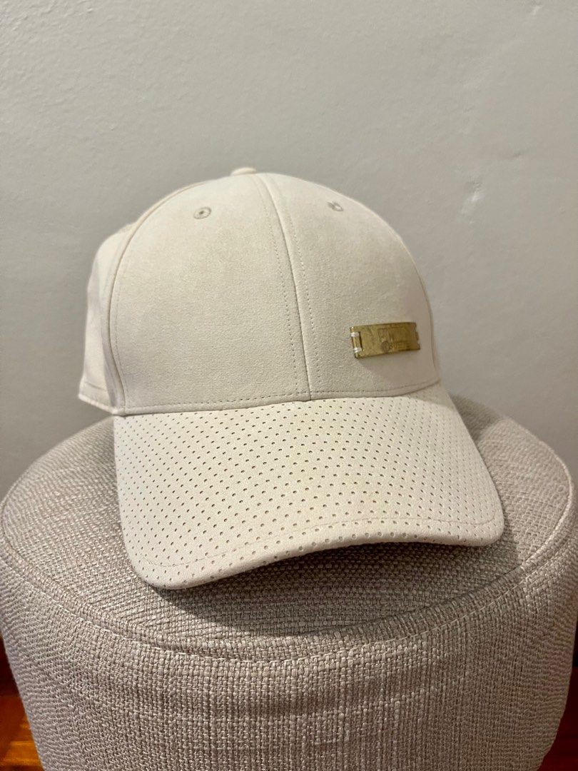 proteccion moral Izar PUMA Off White Color Unisex Suede Baseball Cap, Men's Fashion, Watches &  Accessories, Cap & Hats on Carousell