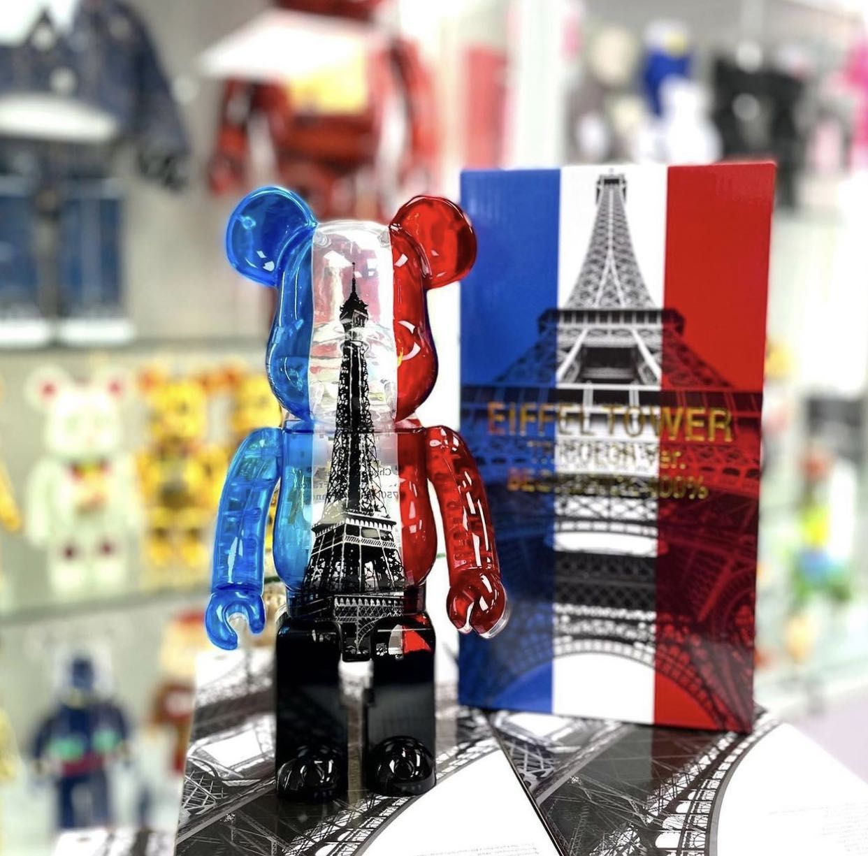 [Ready Stock]Bearbrick Eiffel Tower Tricolor 400%