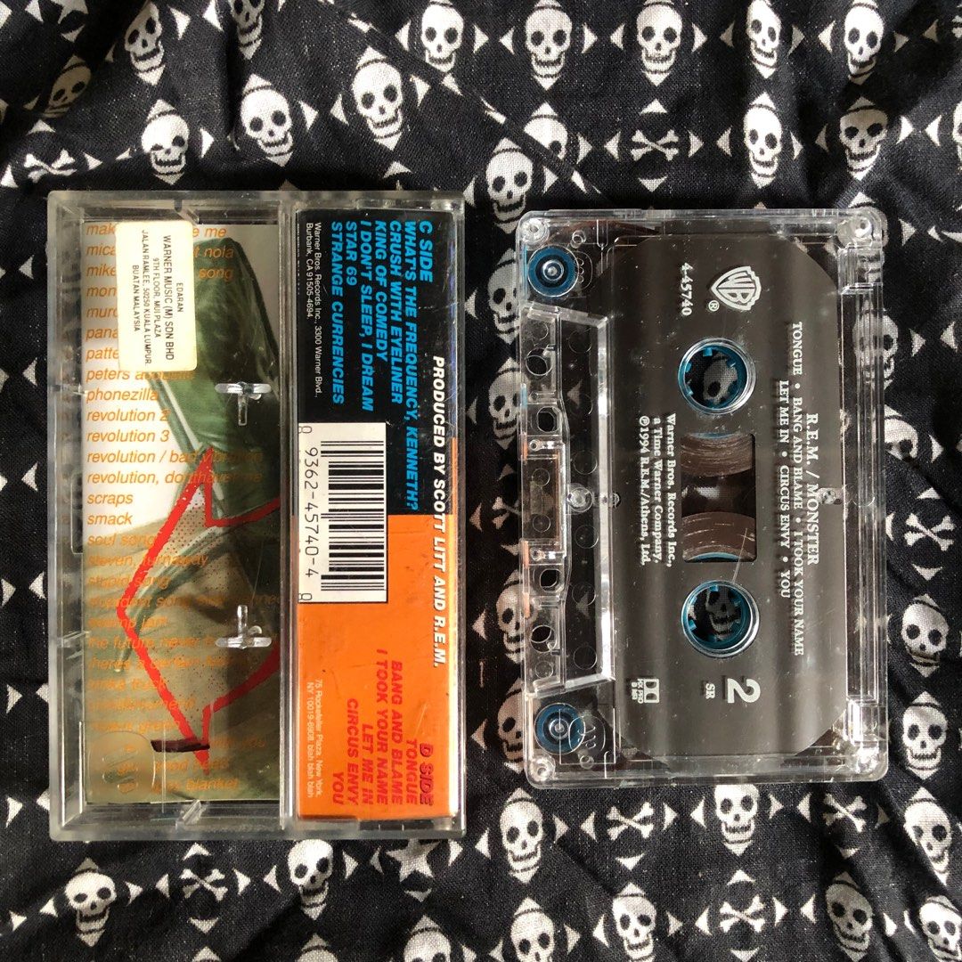 REM Monster Kaset Cassette Tape, Hobbies & Toys, Music & Media, CDs