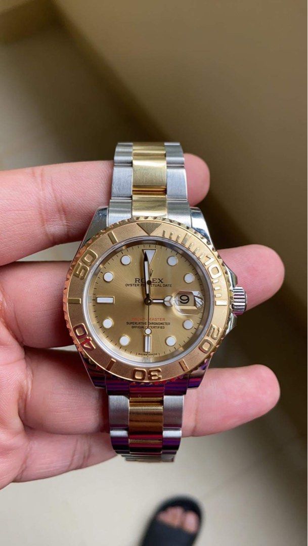 Rolex 2009 Yacht Master 16623 40mm (Category: Luxury Watches) located in Pasig City. Submitted by Watchaholics (Listing ID 1233575224, Image 1). Description: Another FASTBREAK SALE!!!!! Rolex 2009 Yacht Master 16623 40mm -ref 16623 -40mm -9/10 condition -UNIT only -open for verification For 590k You may DM or contact me @ 09615077138 Thanks admin😉.