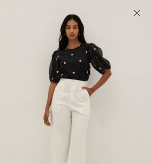 Salma Embroidered Organza Lace Top