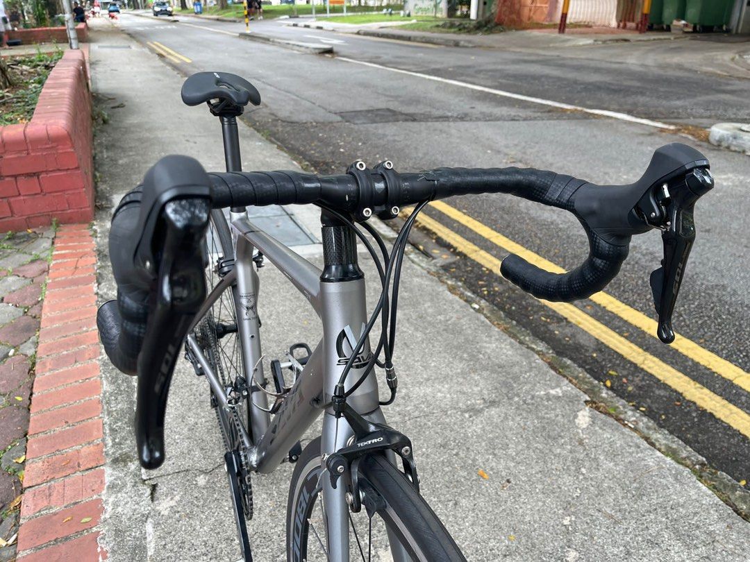 SAVA R8 with Shimano 105 R7000 Groupset Rim Brake [Road Bike], Sports ...