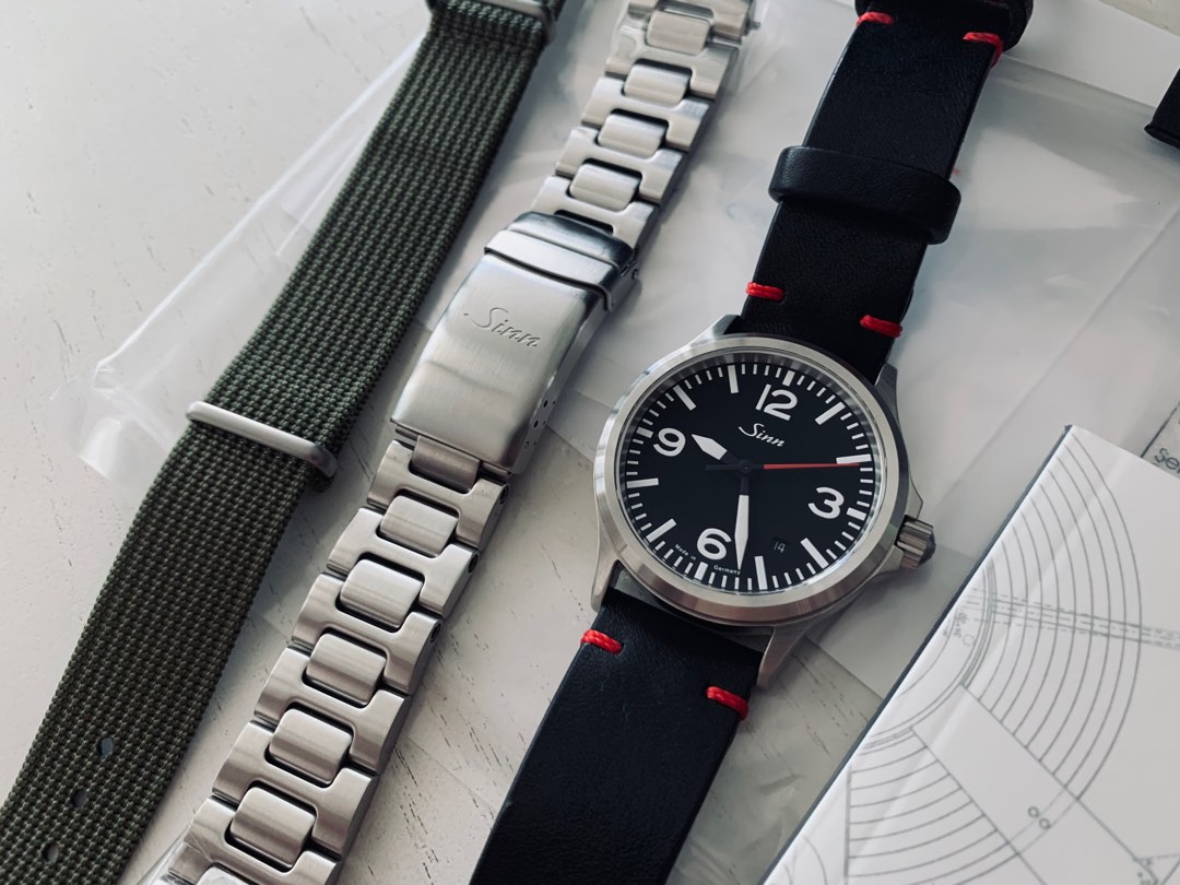 Sinn 556 sales red second hand