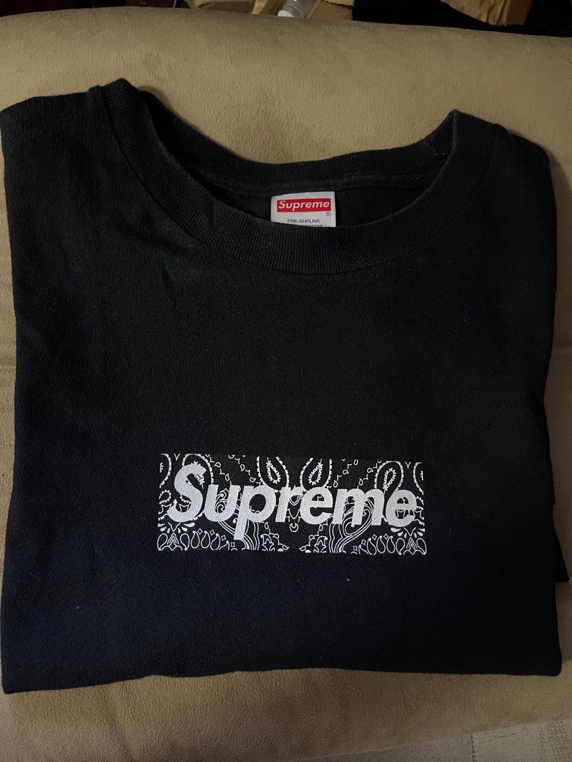 Supreme t hotsell shirt black