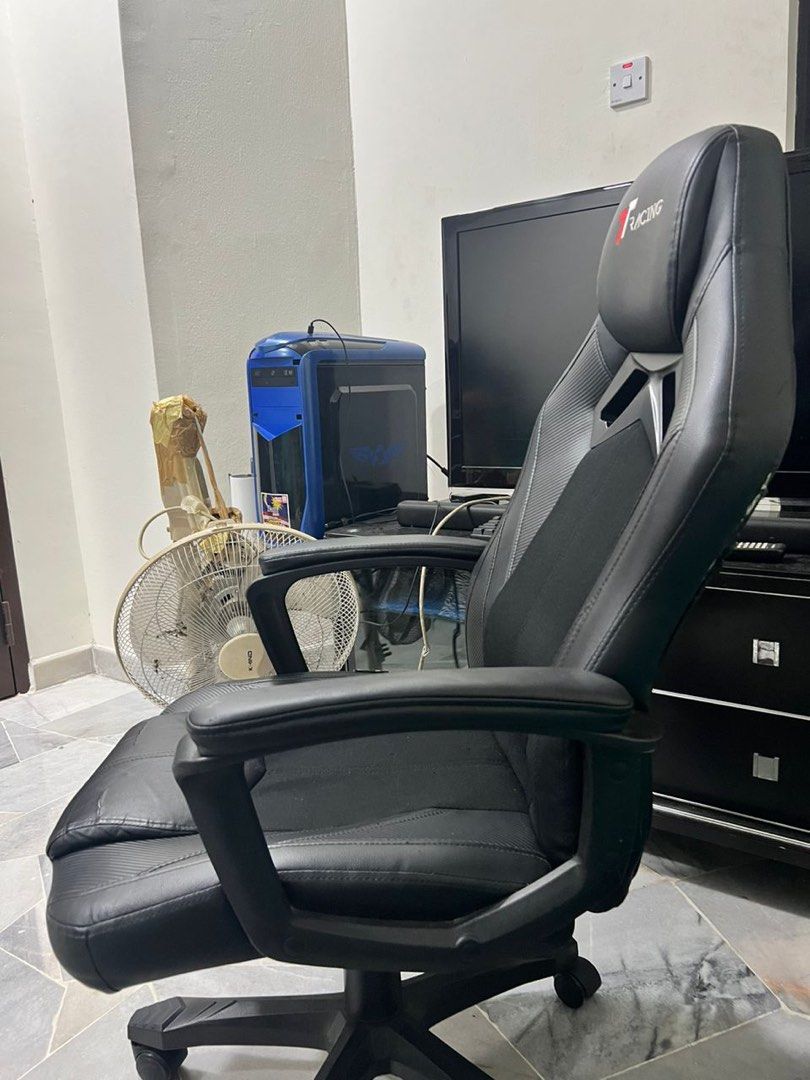 T Racing gaming chair Furniture Home Living Furniture Chairs