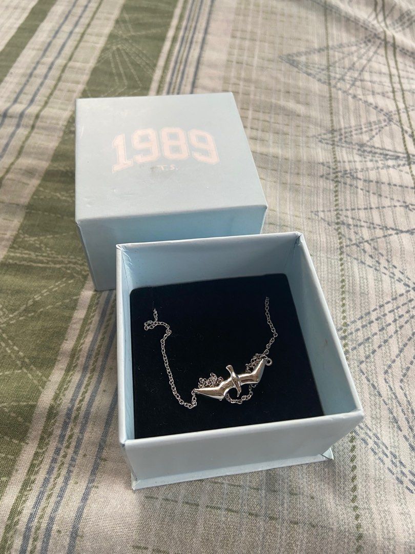 1989 (Taylor's Version) Seagull Necklace + Digital Album