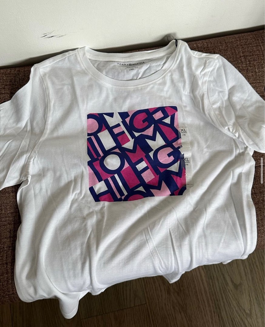 Tommy kids on Carousell