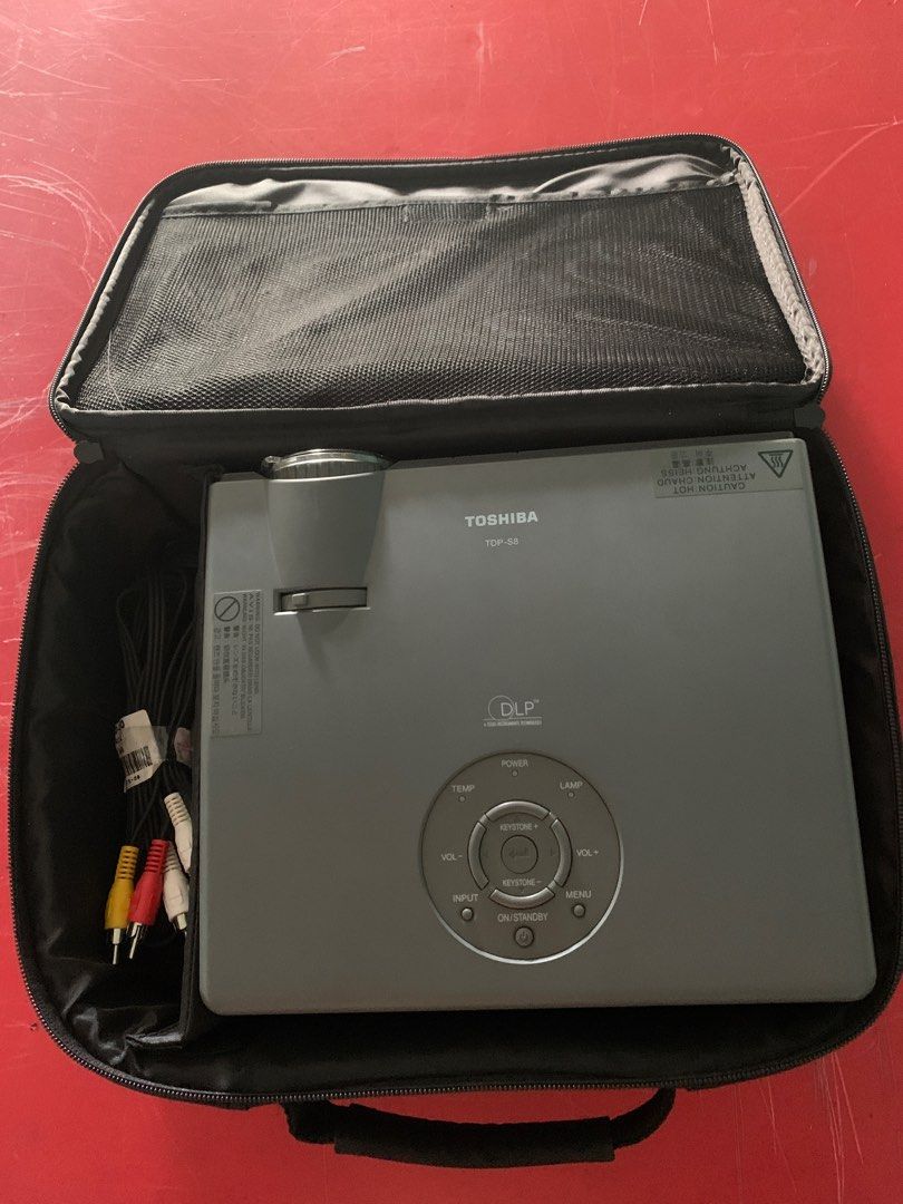 Toshiba Tdp S8 Dlp Projector Computers Tech Office Business