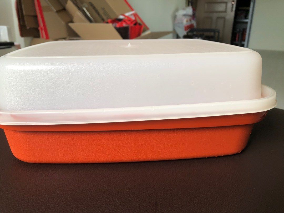 Tupperware SeasonServed Meat Marinate Box, TV & Home Appliances