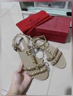 Valentino garavani studed flat sandal