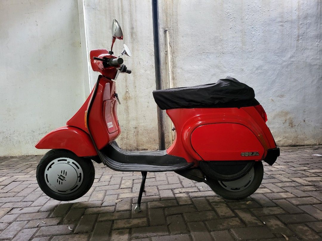 Vespa corsa At 1996, Motor di Carousell