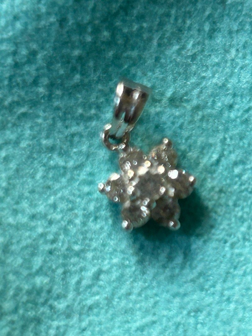 White Diamond Pendant Luxury Accessories on Carousell