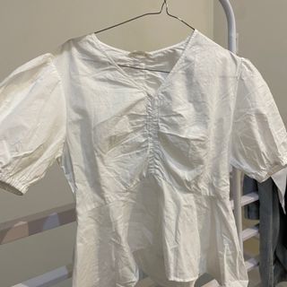 White Top / Atasan Putih