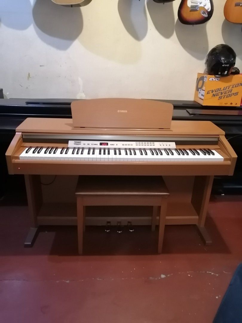 Yamaha Arius YDP223 Digital Piano, Hobbies & Toys, Music & Media