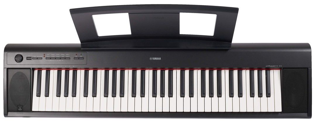 Yamaha Piaggero NP-12B /digital keyboard plus stand, 興趣及遊戲