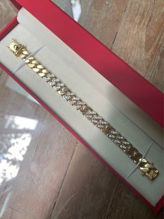 22k diamonds bracelet 