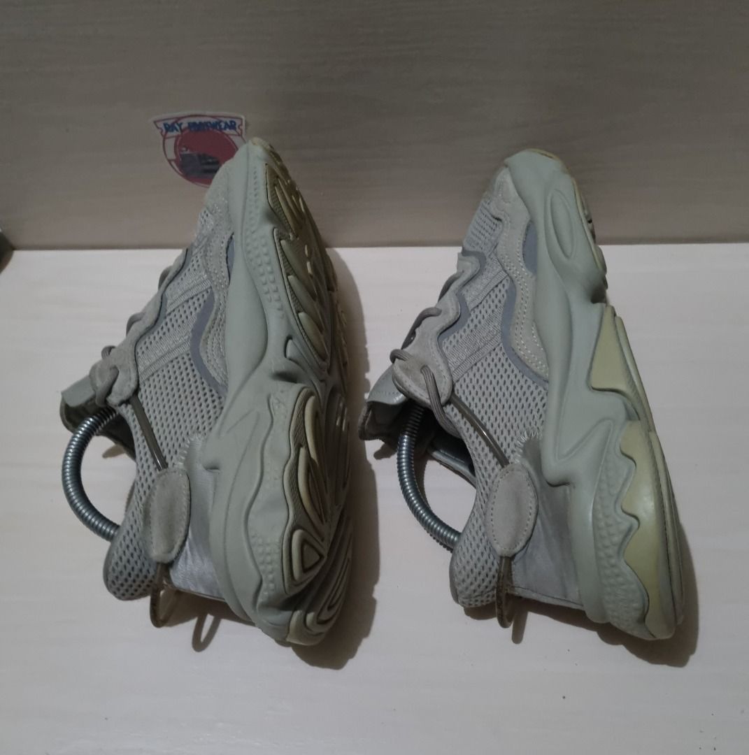 Adidas Ozweego 'Metal Grey' GZ2787, Fesyen Pria, Sepatu , Sneakers di  Carousell