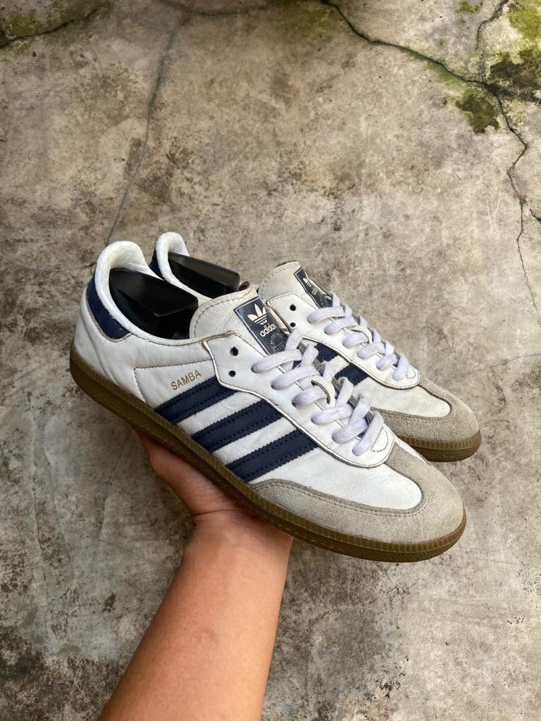 Samba clearance white navy