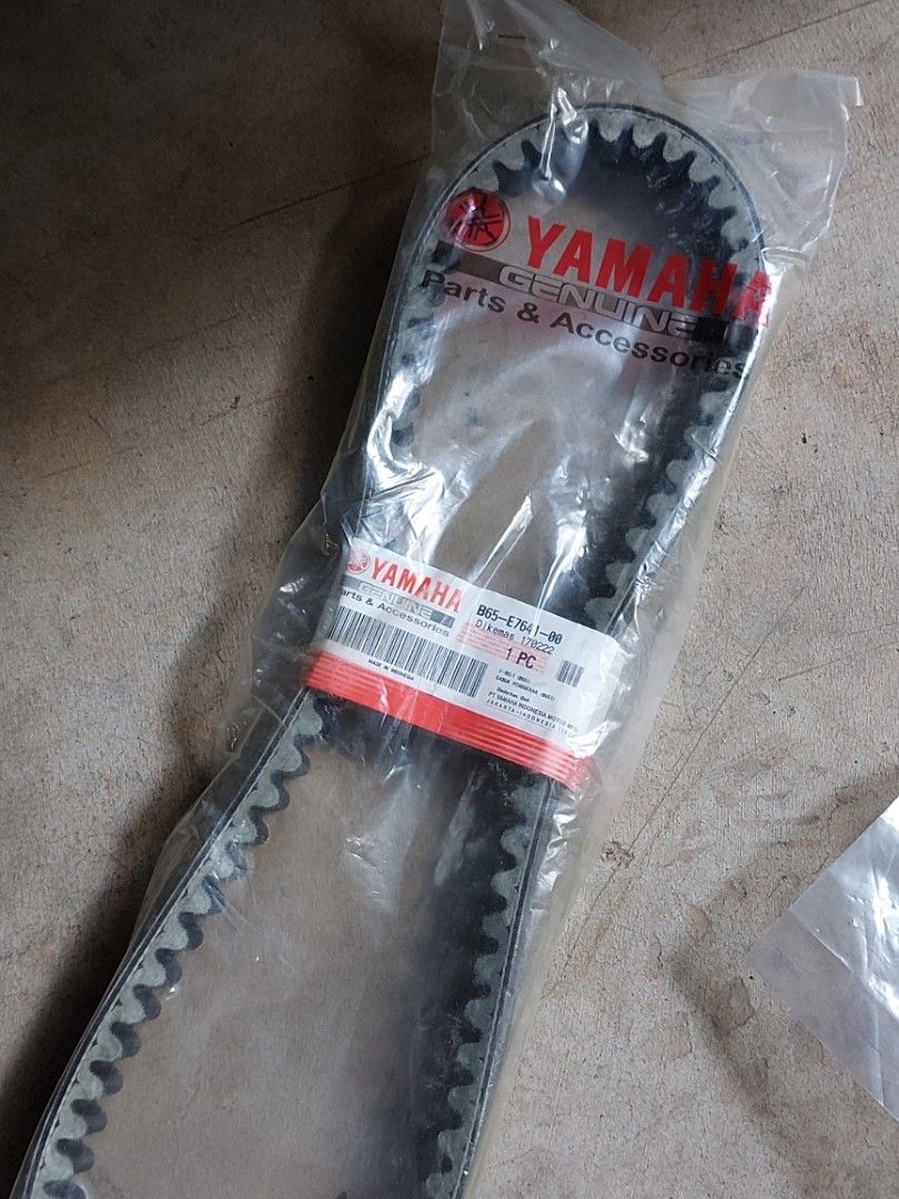 Aerox Belt, Motorcycles, Motorcycle Accessories on Carousell