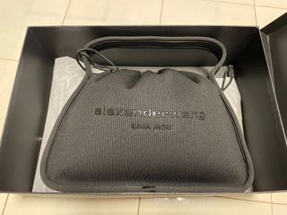 （分類：）位於 。 由 fflorencecc 提交（商品編號 1233767361，圖片 1）。簡介： 。