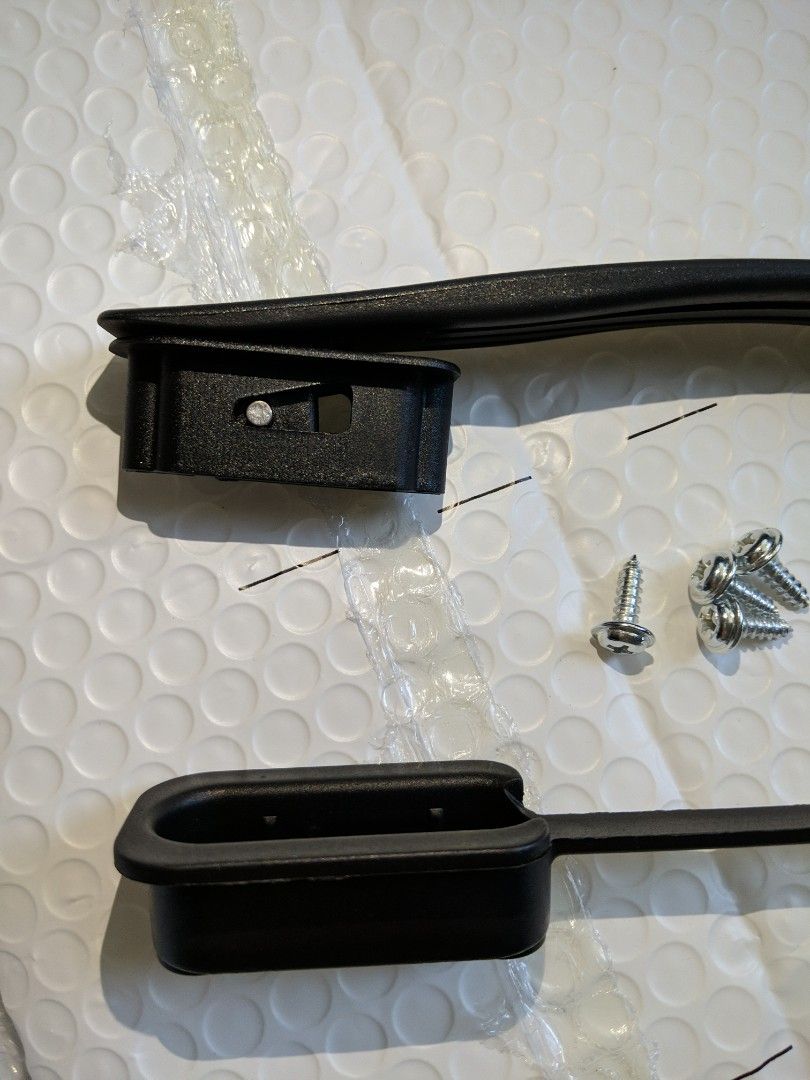 現貨 American Tourister brand replacement handle. Spare hand pull part
