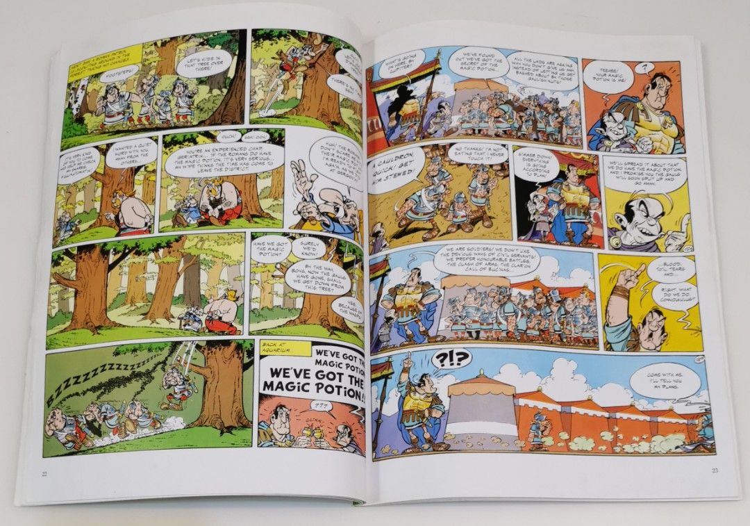 Asterix comics, Hobbies & Toys, Books & Magazines, Storybooks on Carousell