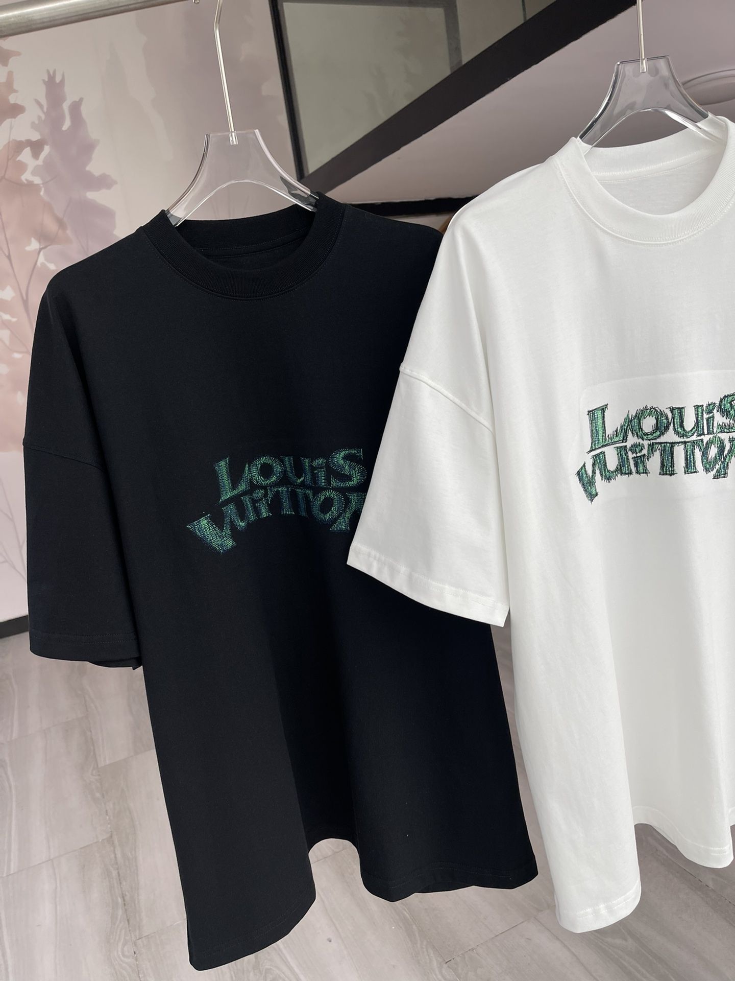 Louis Vuitton Smoke Logo T-Shirt – CnExclusives