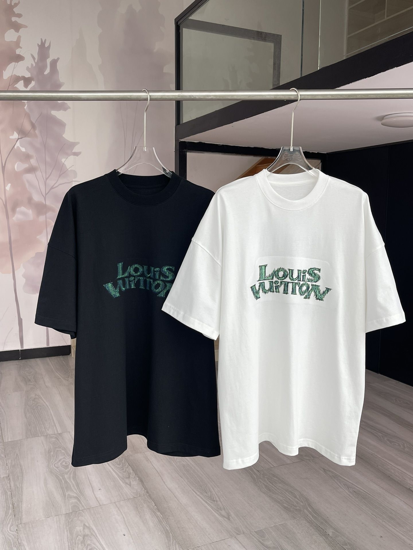 Louis Vuitton White Barcode Logo T-Shirt – Savonches