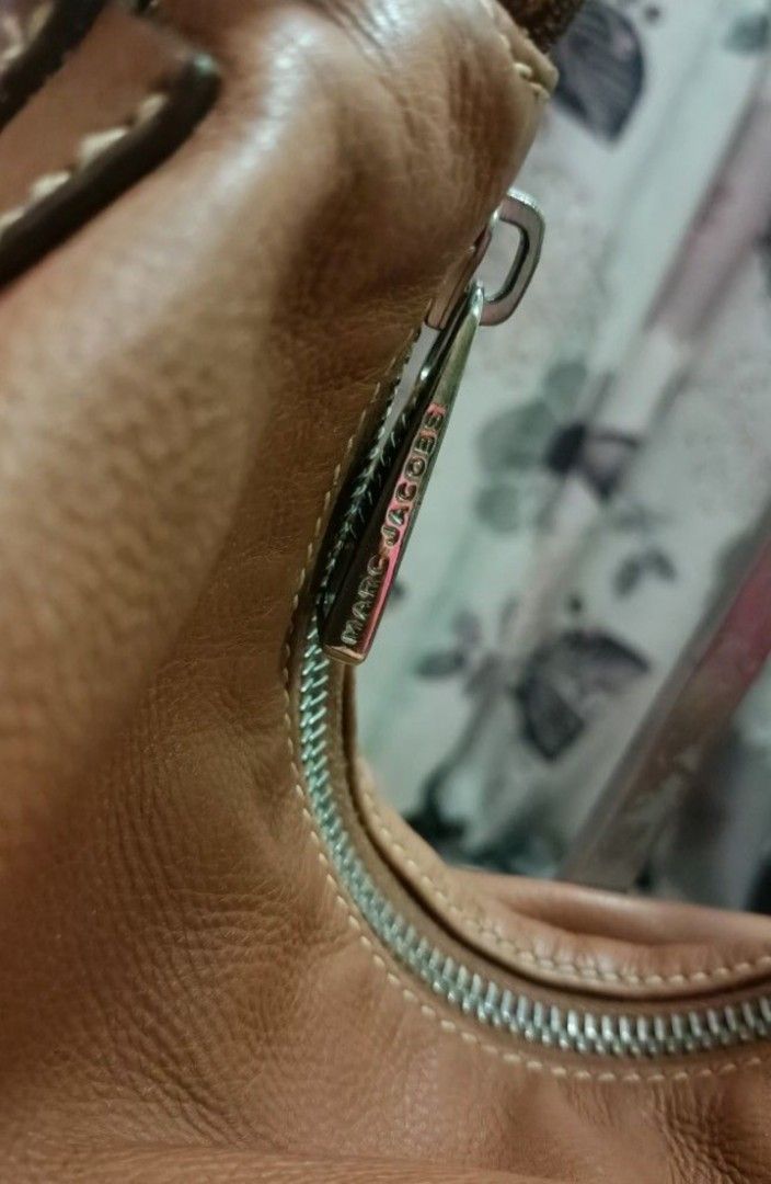 Marc jacobs tote sale new arrivals