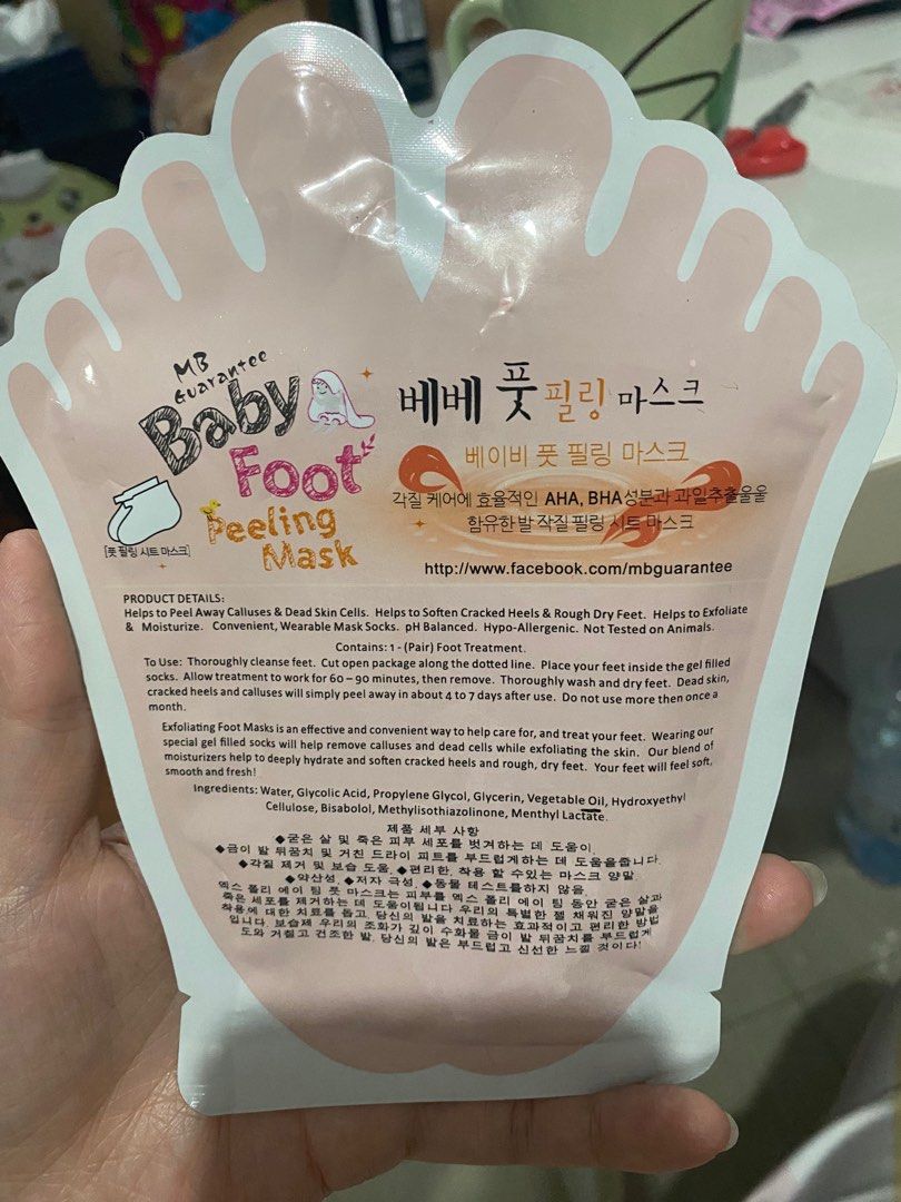 Baby foot peeling mask on Carousell