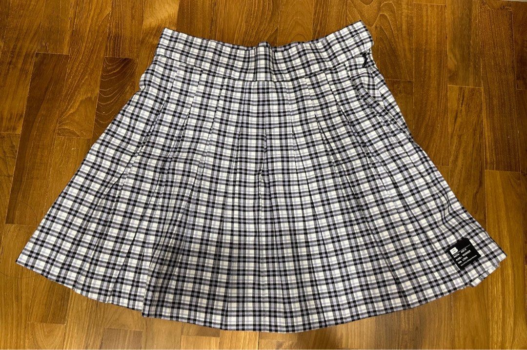 Bershka Women s Black Checked Pleated Mini Tennis Skirt