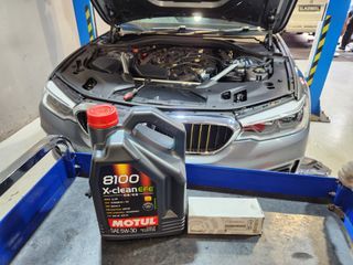 BMW G30 520D Servicing Using Motul 8100 X-Clean 5W30 Engine Oil, Oil Filter, Change Coolant Return Hose, Ventilation Air Hose & Coolant