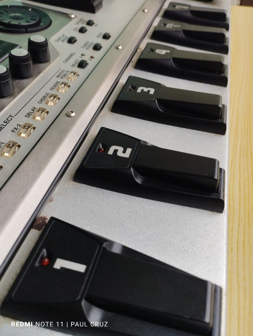 Boss GT10 Guitar Effects Processor, Hobbies & Toys, Music & Media, Musical Instruments on Carousell