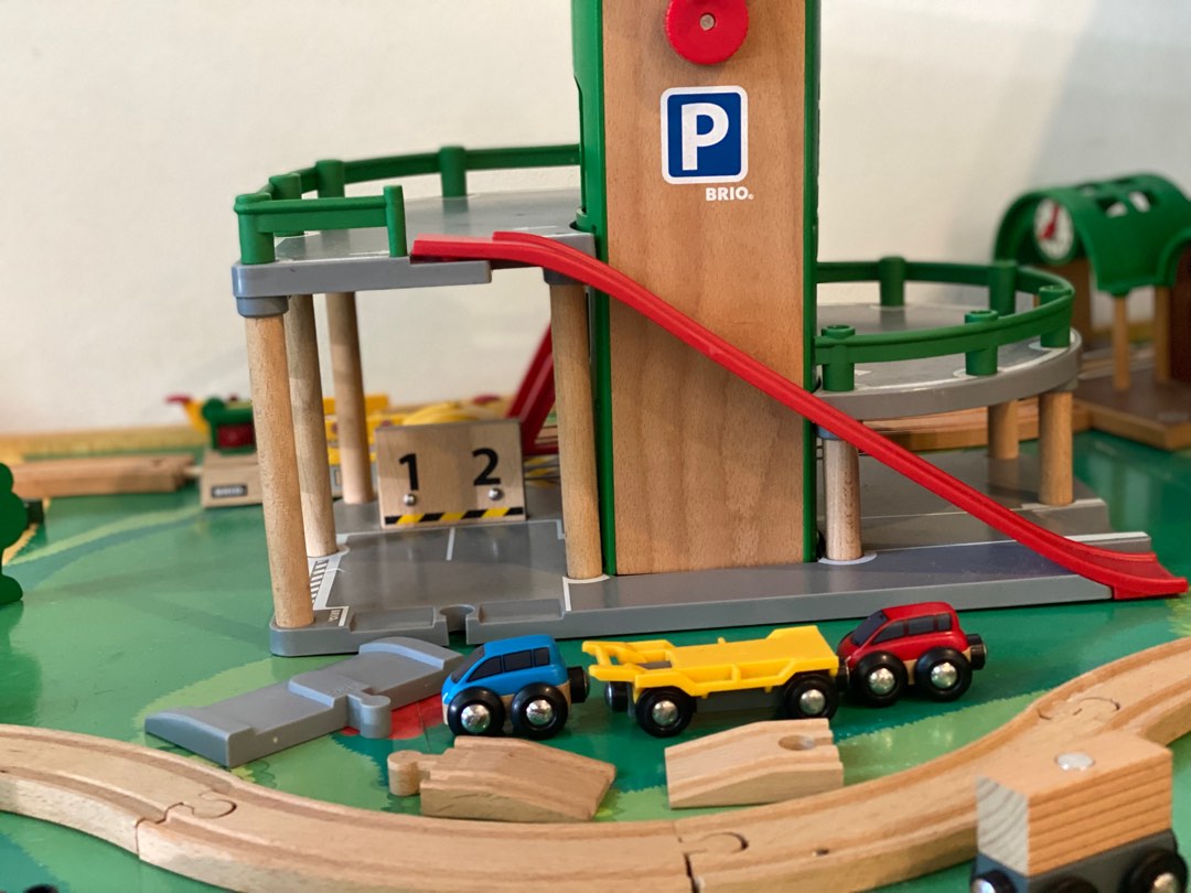 Brio parking garage playset new arrivals