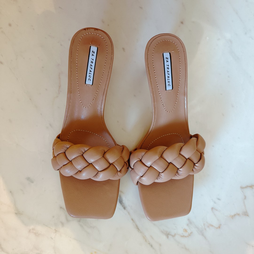 Brown colour heels with tie Women s Fashion Footwear Heels on