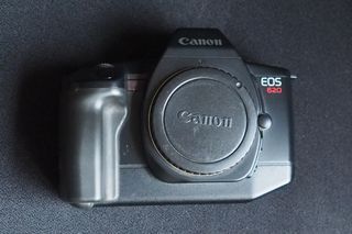 CANON EOS 620 佳能菲林相機【淨機身】送一套CANON DIGITAL襟針