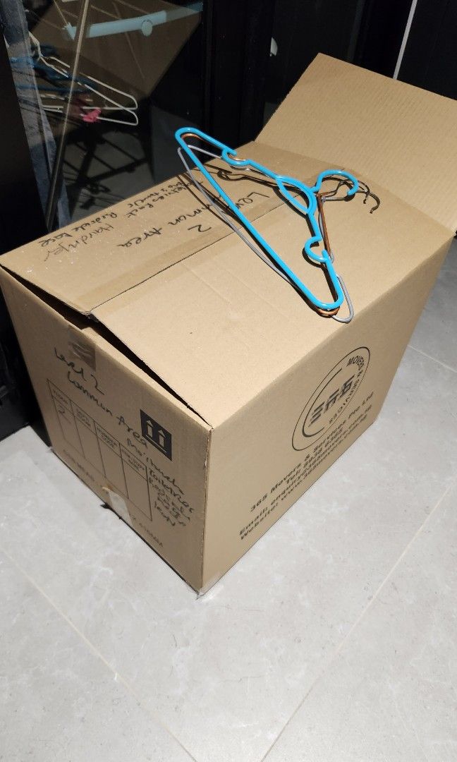 Cartons for shop moving house