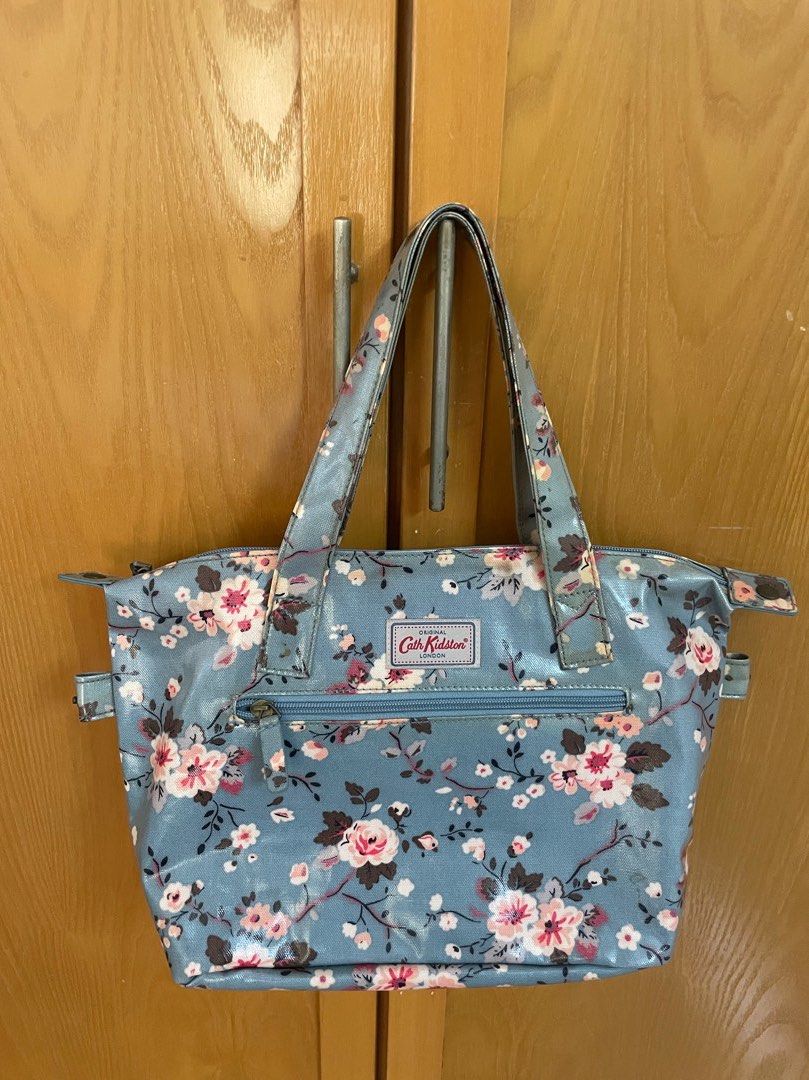 Authentic Cath Kidston London Floral Bag Women s Fashion Bags Wallets Tote Bags on Carousell