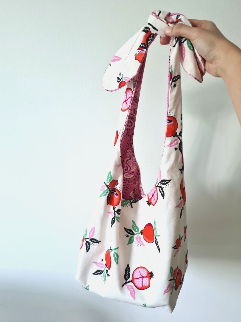Cath Kidston Reversible Bag Pomegranate Paisley