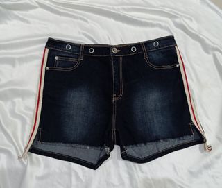 (Kategori: ) berada di . Dikirim oleh fams.clothe (ID iklan 1233783416, Gambar 1). Deskripsi: .
