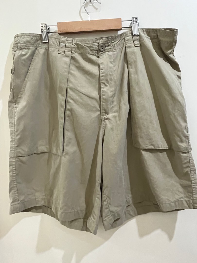 Cherokee Khaki Cargo Shorts W38 Men s Fashion Bottoms Shorts on Carousell