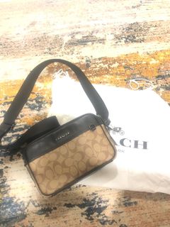 (Category: ) located in . Submitted by preloved_skincare (Listing ID 1233797230, Image 1). Description: .