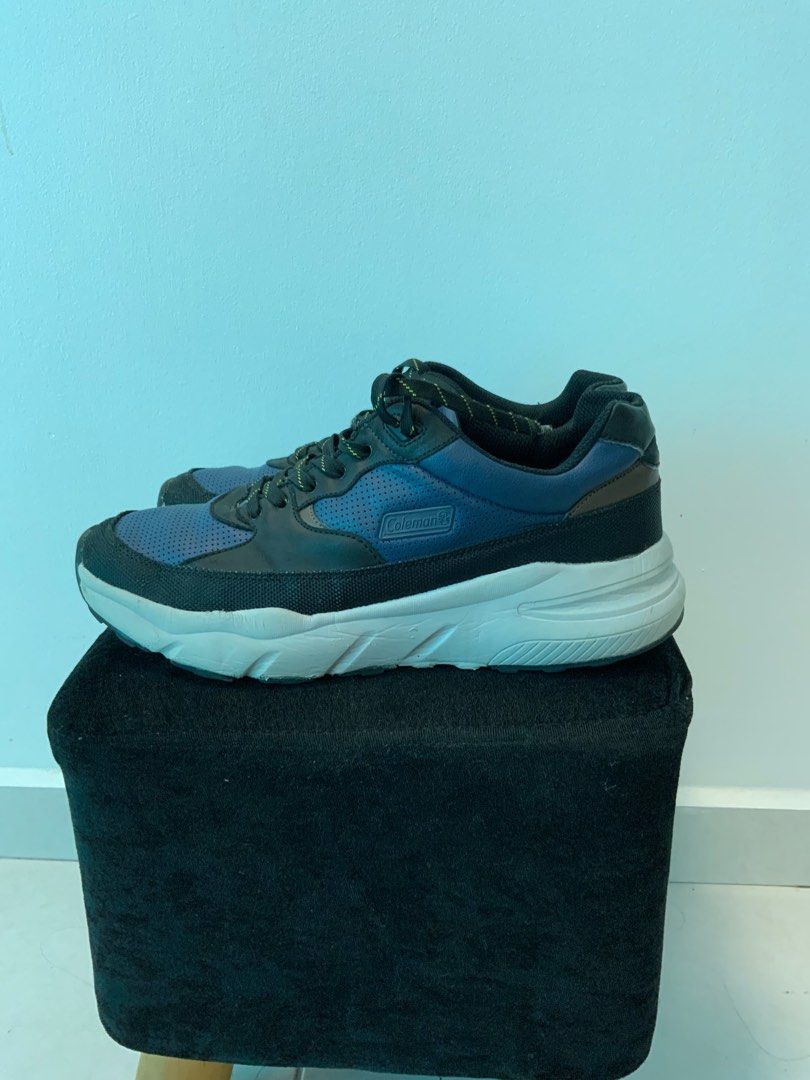 coleman hiking shoes