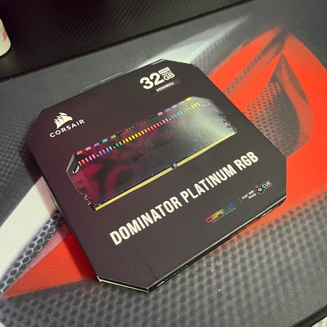 CORSAIR DOMINATOR PLATINUM RGB 32GB Computers Tech Parts