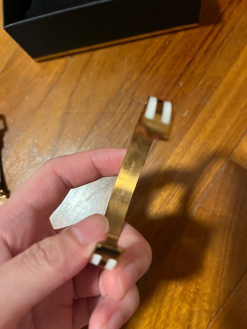 Daniel wellington bracelet discount fake