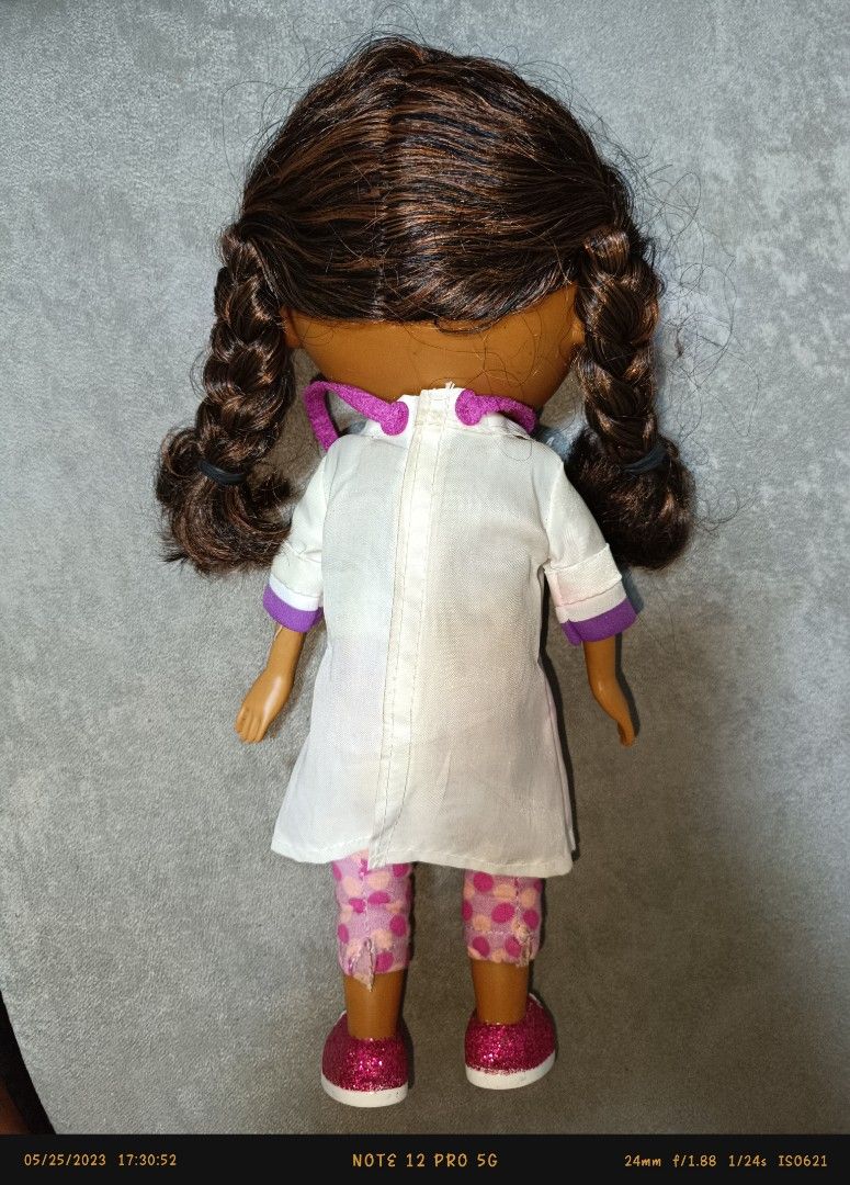 Doc McStuffins Doll (Category: Kids Toys) located in Pasig City. Submitted by liziki (Listing ID 1233812370, Image 2). Description: *12 inch doll "hard face, hands and feet "body* part is soft *mejo nagulo lang ang hair dahil sa pagkaka store, kayo na po mag ayos ng hair. *clothes needs washing *has a crack on the left feet but still playable *may speaker sya and WORKING DATI but not sure na if gagana pa sya ulit. di ko na natry ulit. ✅please man