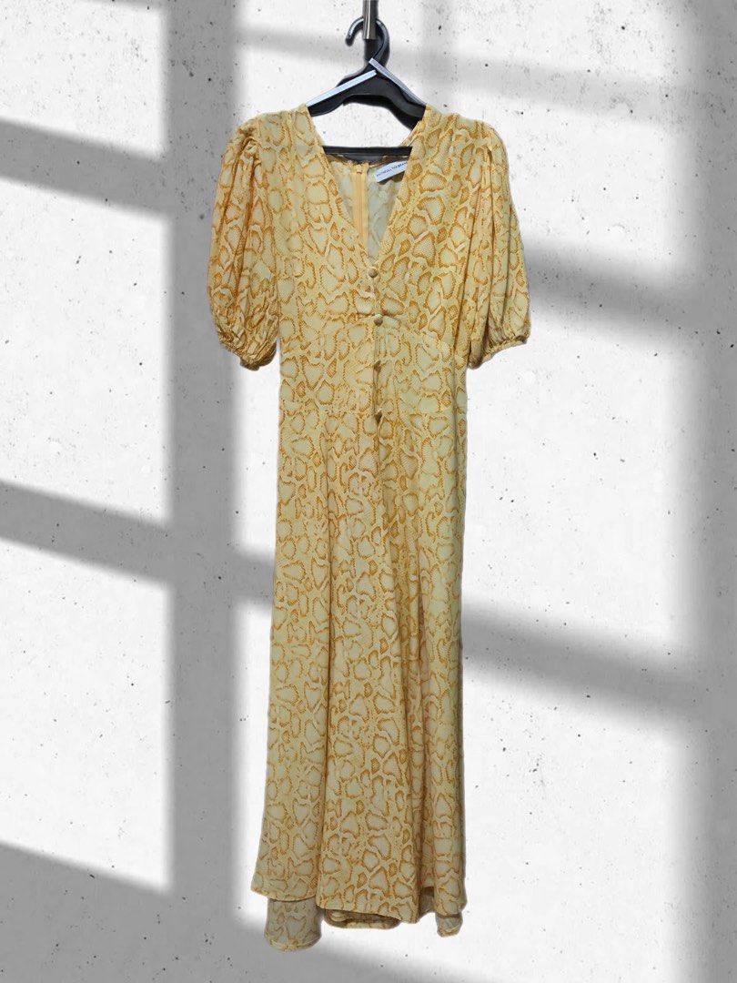 Faithfull the Brand The Delia midi dress Women s Fashion Dresses Sets Dresses on Carousell